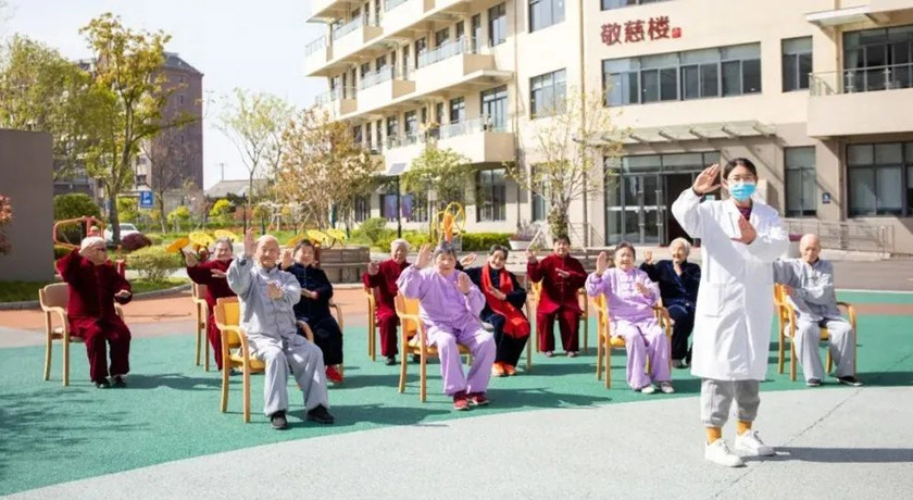 福利院里的轮椅情结